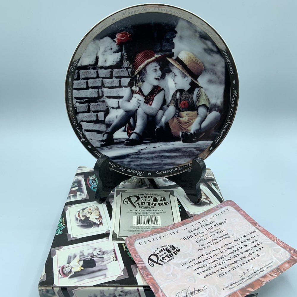 Kim Anderson's Pretty As A Picture "WITH LOVE AND KISSES" Plate 1998 by Enesco